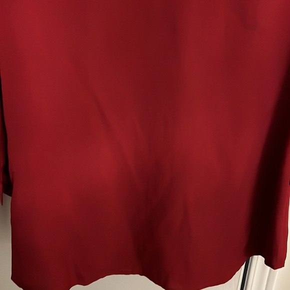 SALE!! NWOT LE CHATEAU BLOUSE 🔥🔥🔥🔥 - Picture 5 of 9